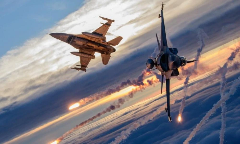 Η πτήση των Ελληνικών F-16 στην Κύπρο που δεν είδαν οι Τούρκοι και παρά λίγο να μην την μάθουν ούτε στην Ελλάδα